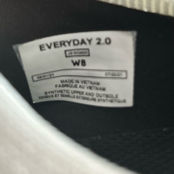 Vessi Everyday Move Waterproof Sneakers // Size 8 - Picture 4 of 4